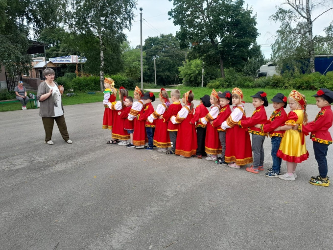 Русско- народные забавы Рязанского края Русско- народные забавы Рязанского края.